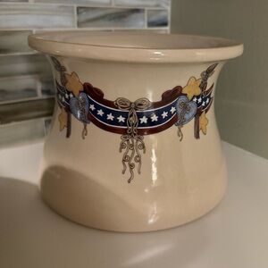 Home & Garden party  2003 AMERICANA vase crock  stand July 4th patriotic design